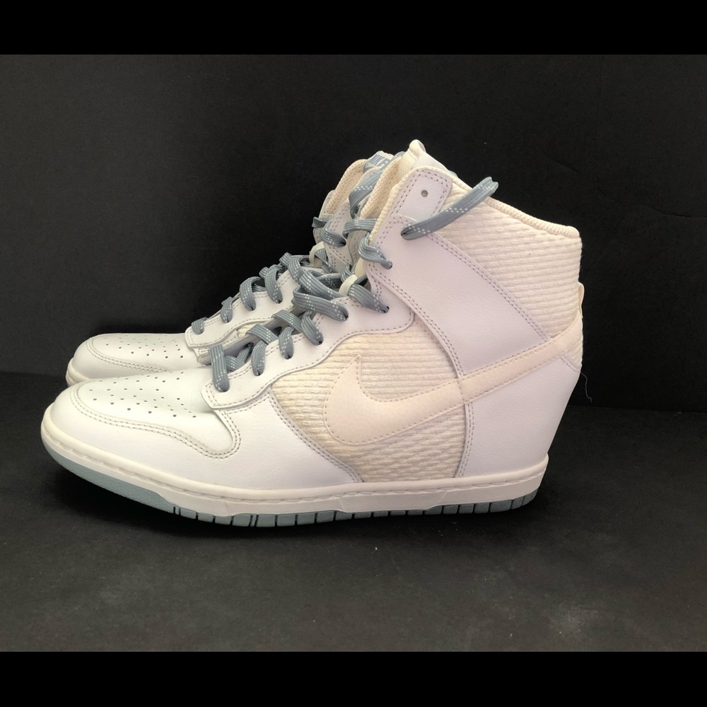 Wmns Dunk Sky High Essential 'White Dove Grey